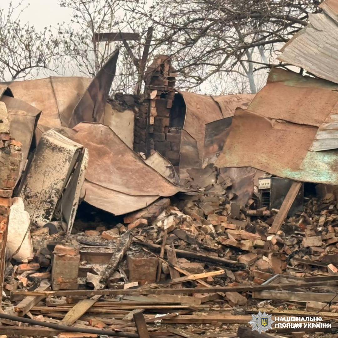 Через ворожі атаки на Харківщині одна людина загинула, троє постраждали: поліцейські задокументували наслідки воєнних злочинів