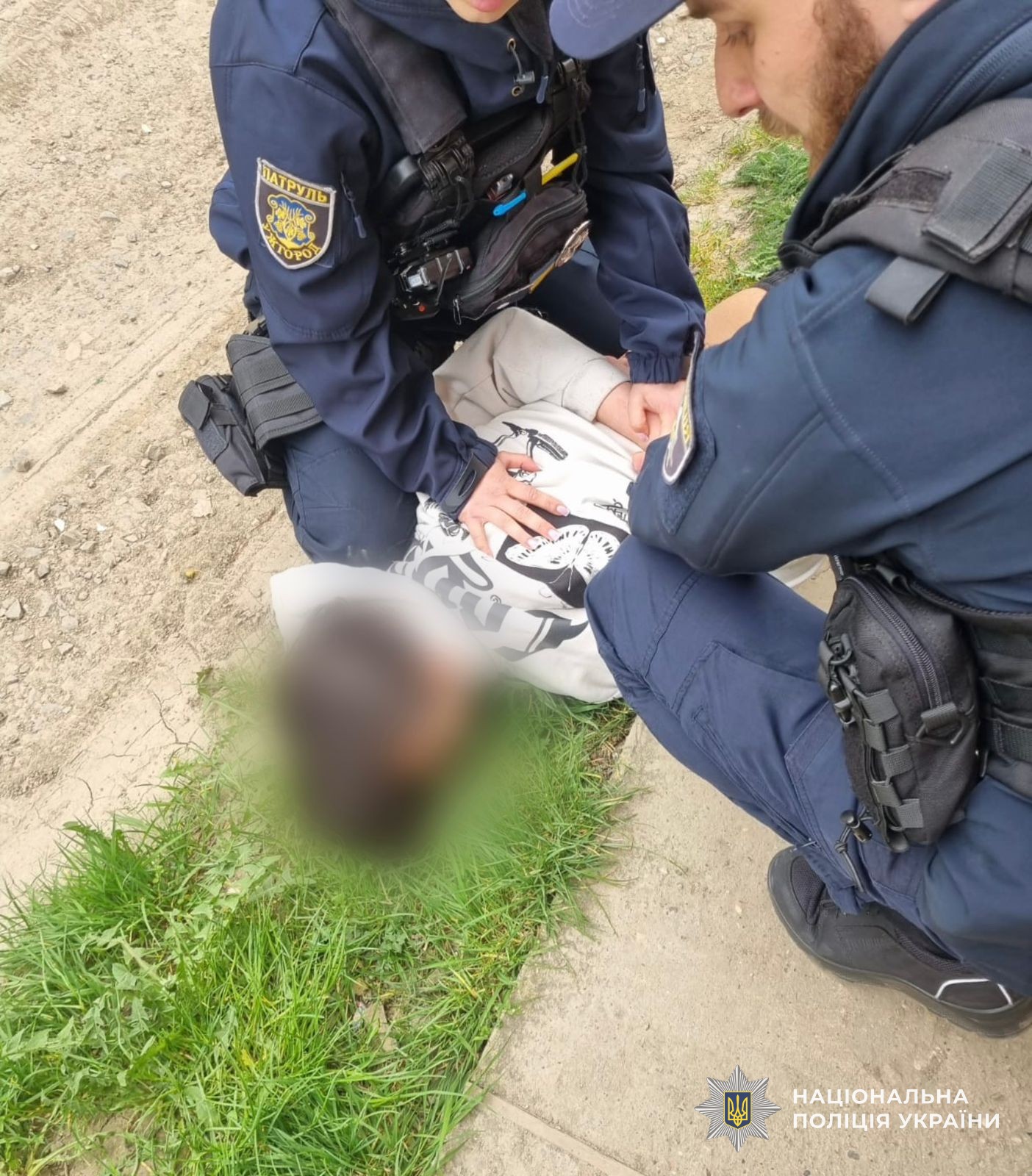 На Закарпатті учень вистрілив у однокласника: поліція працює на місці події (ФОТО)