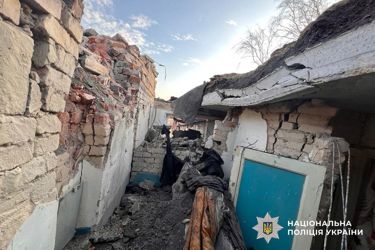 Зруйнований будинок