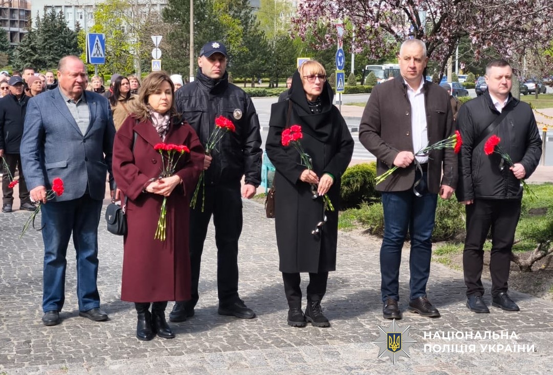 Учасники вшанування ліквідаторів ЧАЕС