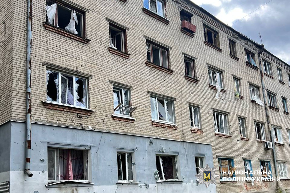 Пошкоджена багатоповерхівка