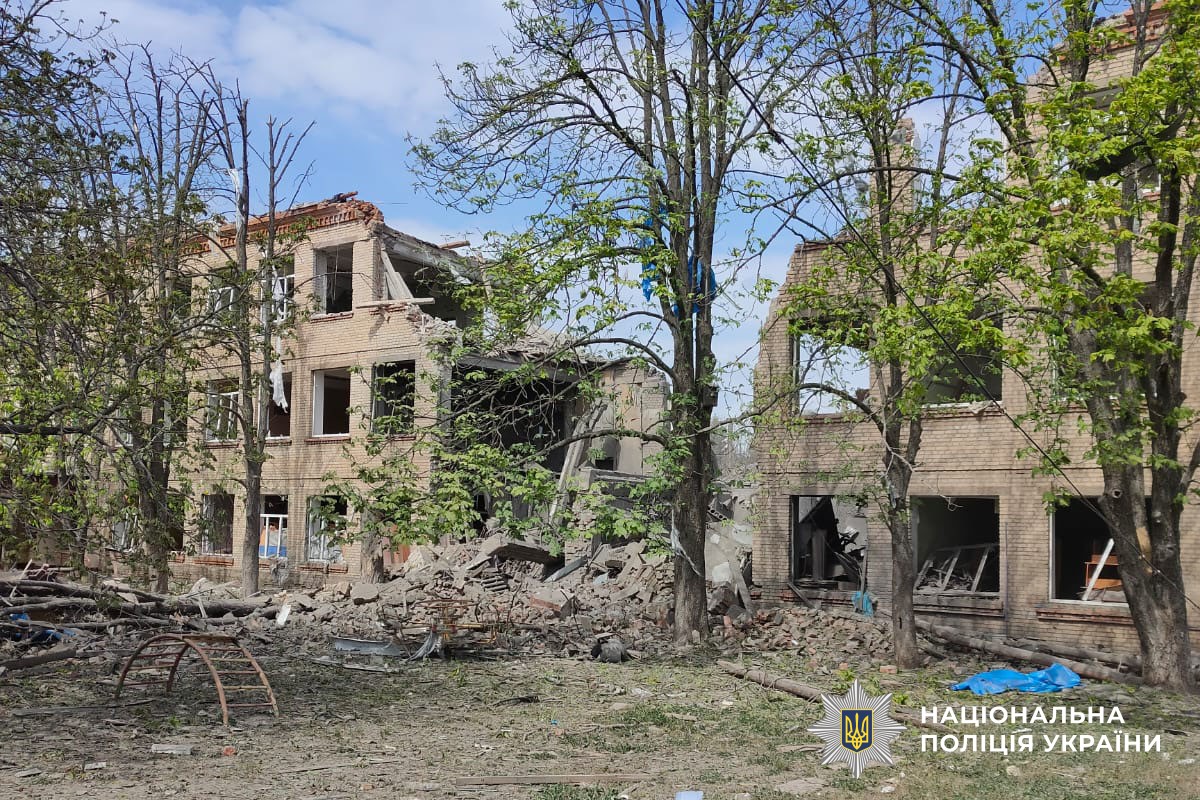 Пошкоджена багатоповерхівка