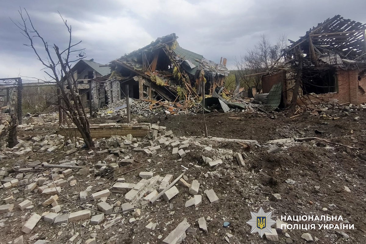 Зруйнований будинок