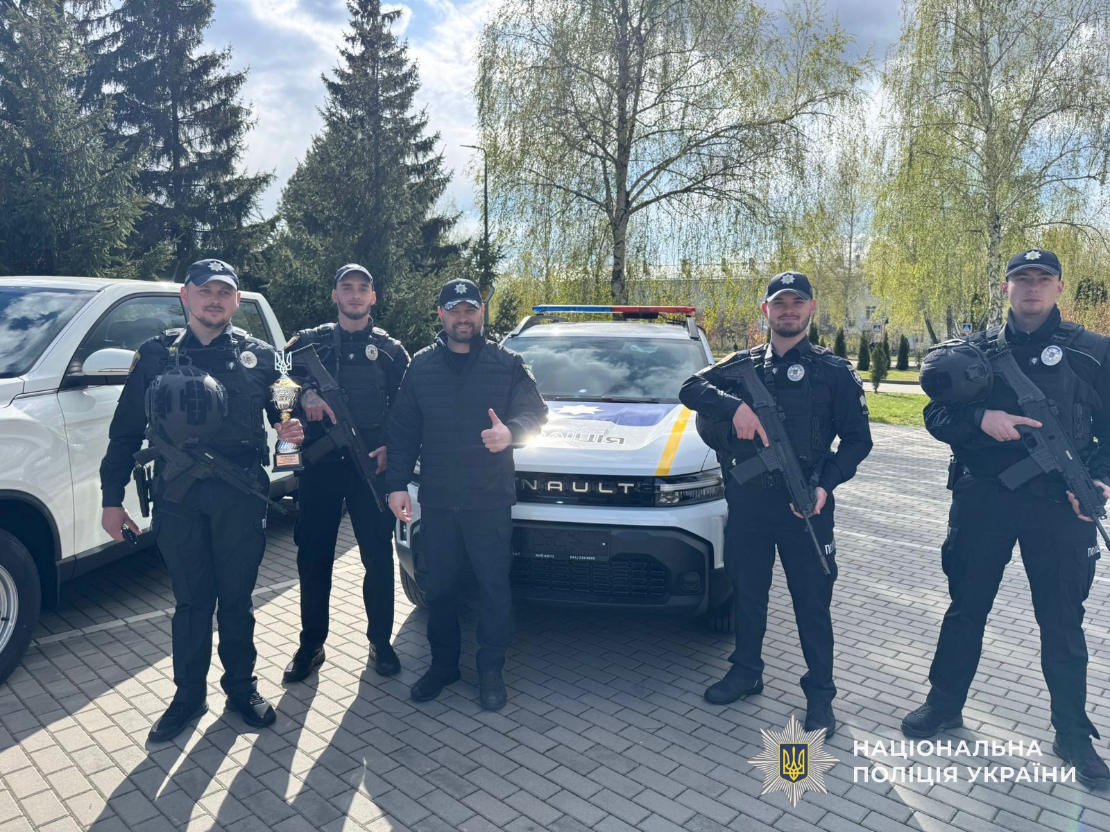 Команда Хустського районного управління поліції із т.в.о. начальника ДПП Олександром Фацевичем