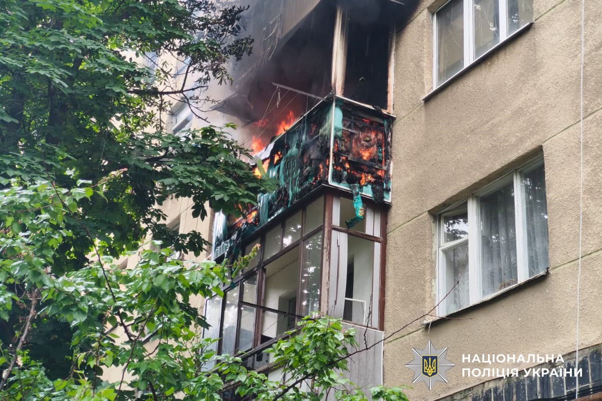 Пошкоджена багатоповерхівка