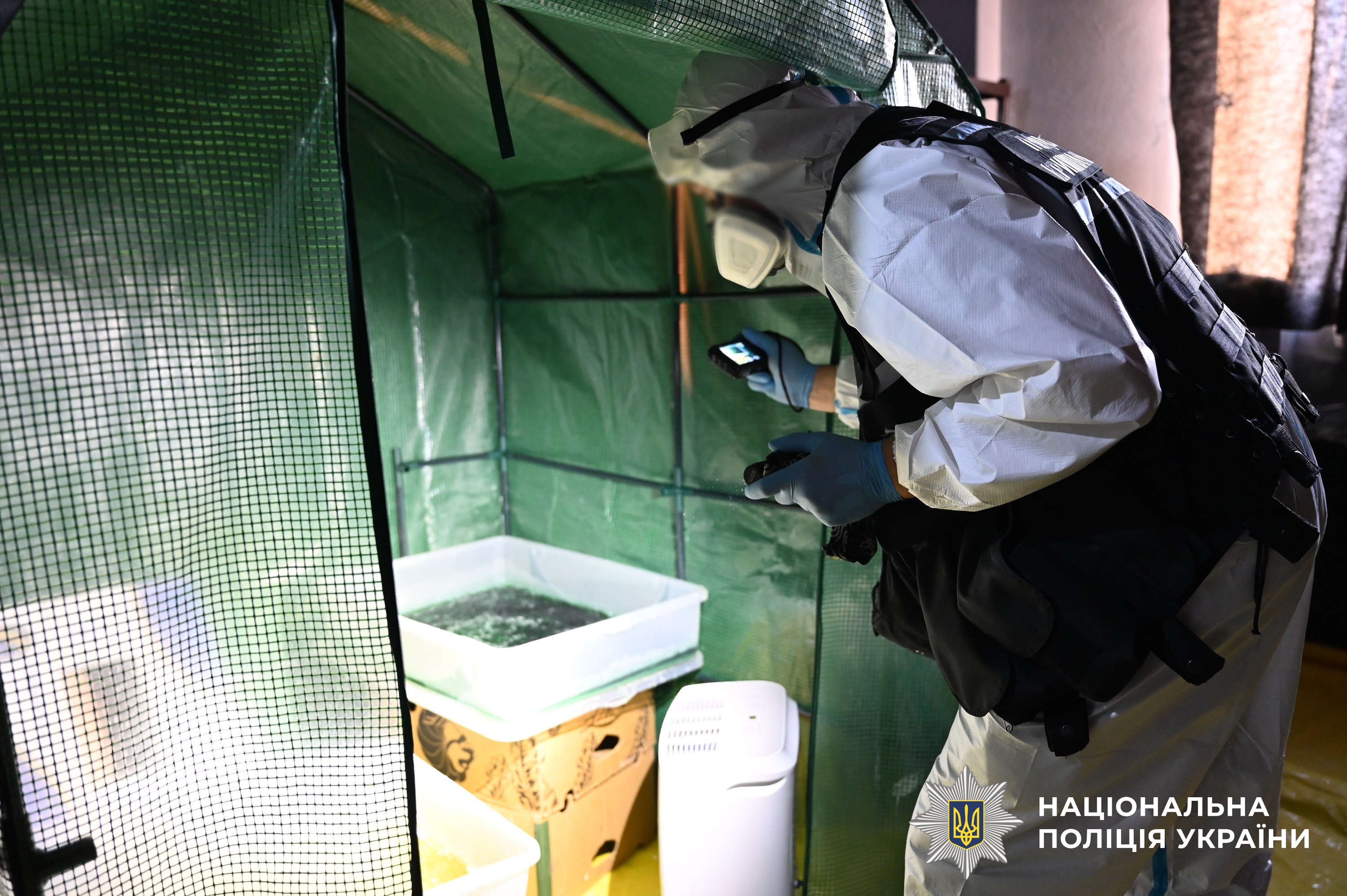 Операція «РУБІКОН»: Нацполіція провела другий етап масштабної антинаркотичної спецоперації