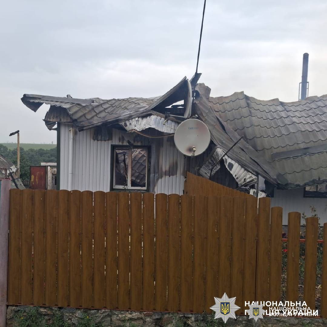 На фото наслідки ворожого обстрілу