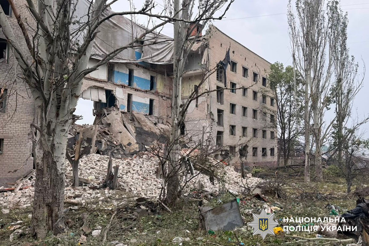 Пошкоджена багатоповерхівка
