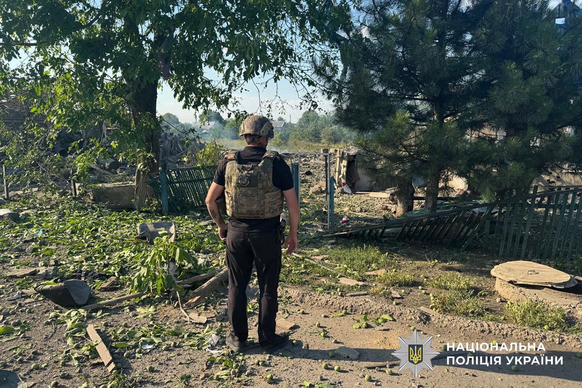 Зруйнований будинок