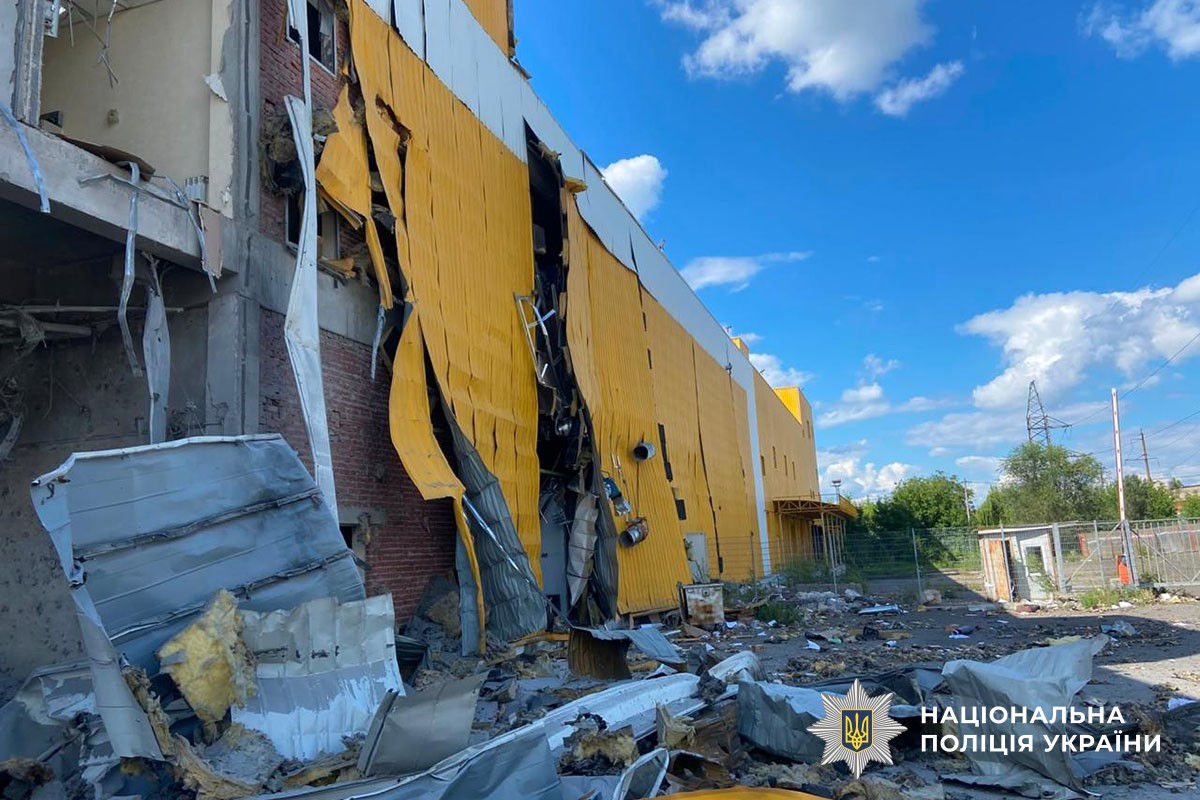 Зруйнована будівля