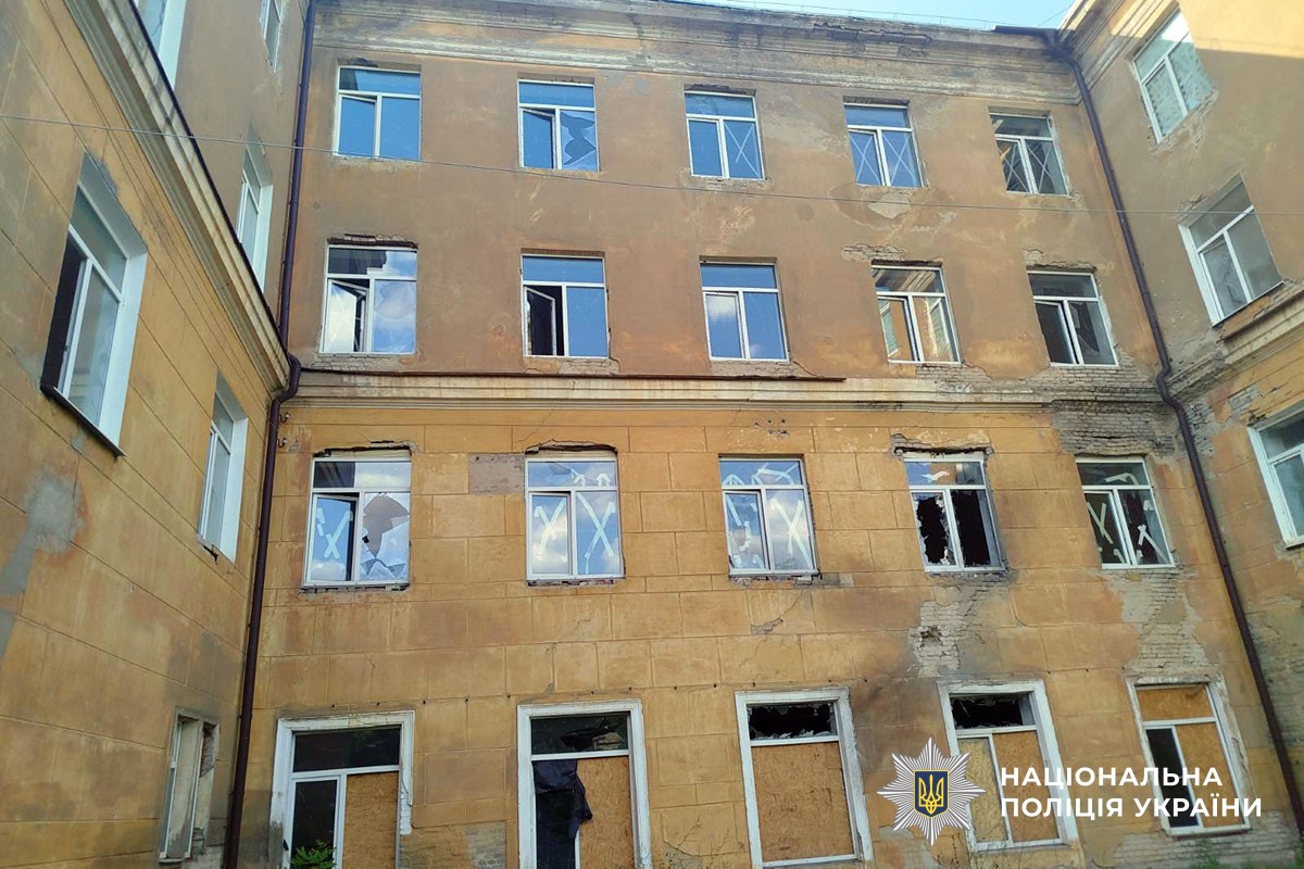 Зруйнований будинок