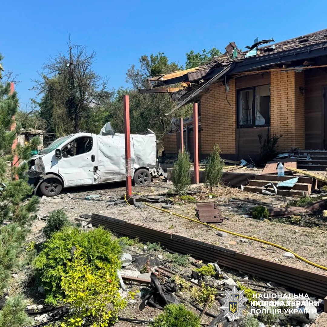 поліцейські документують наслідки воєнного злочину