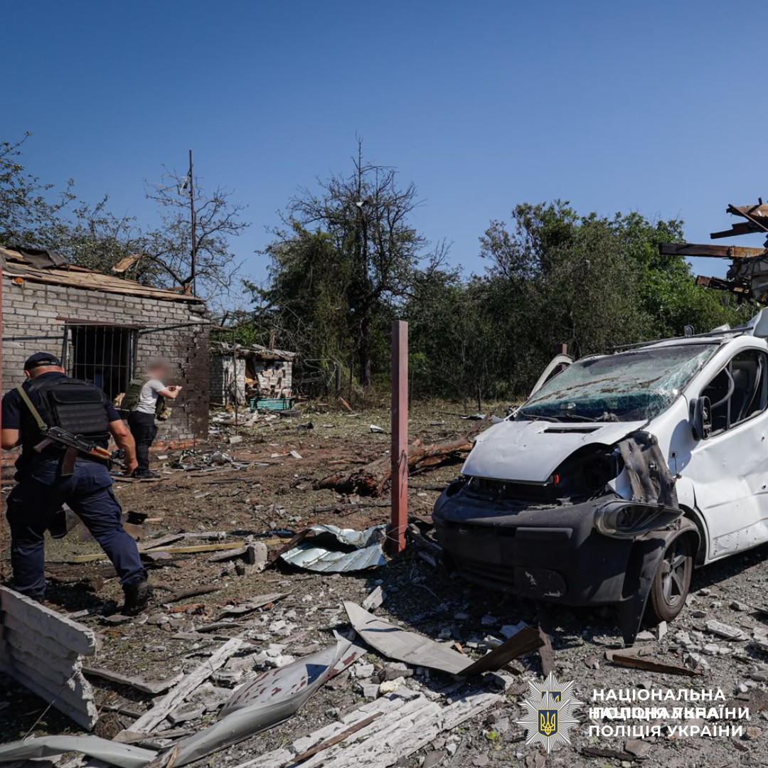 поліцейські документують наслідки воєнного злочину
