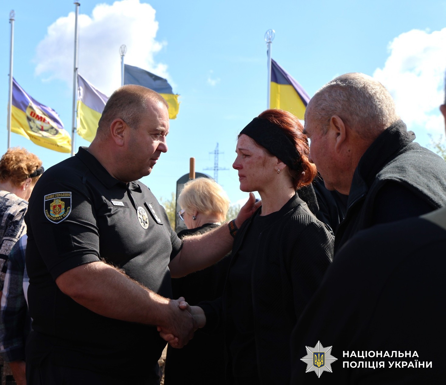 Поховання поліцейського Руслана Глущенка