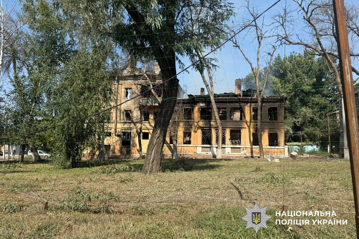 Зруйнований будинок