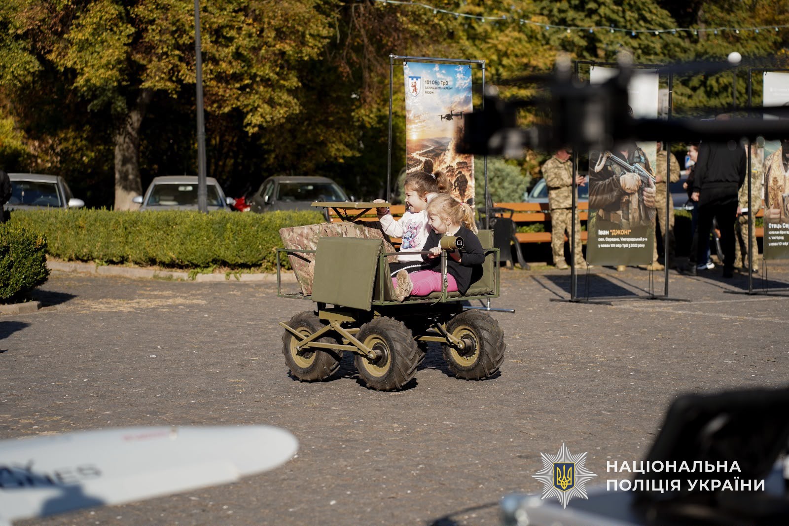 Бійці «стрілецького» батальйону поліції Закарпаття показали чим нищать ворога на фронті
