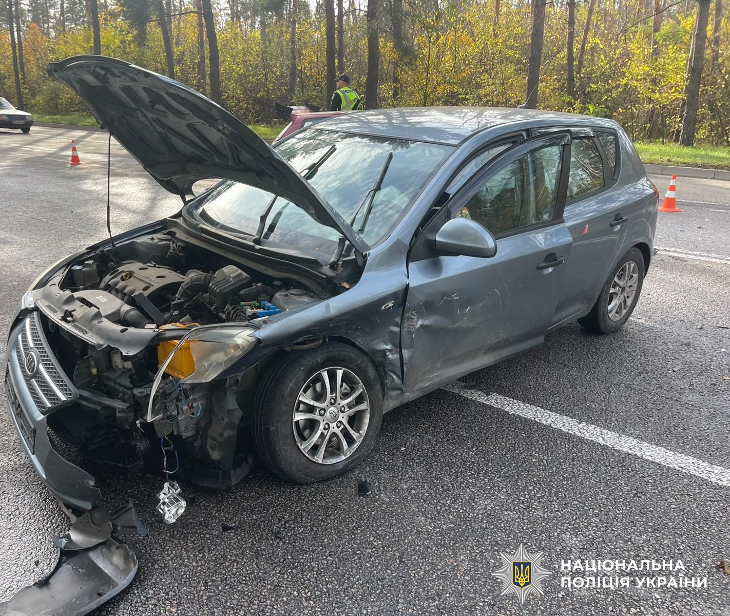 Пошкоджені автомобілі на місці ДТП